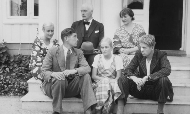 Synchronicités généalogiques : des indices sur la piste des secrets de famille 